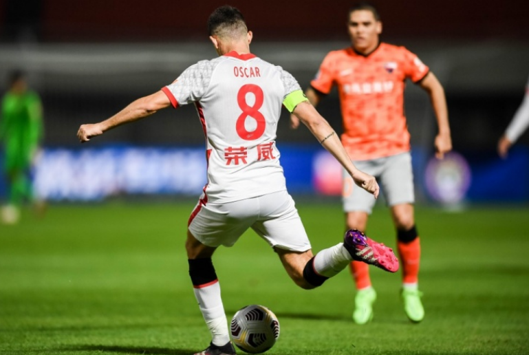 国王杯今晨走向成谜，华盛顿奇才防线松动，悬念犹存，资深球员宣示担当(密尔沃基雄鹿vs华盛顿奇才直播)