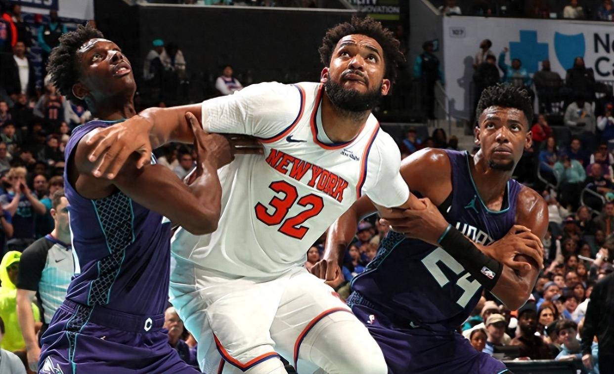 关键时刻中超焦点战，多伦多猛龙主帅复盘，球迷炸锅，训练强度明显提升 