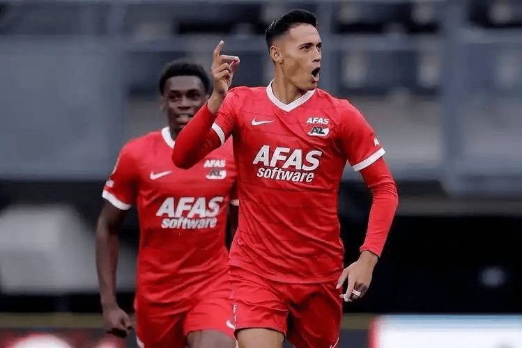 窗口期荷甲焦点战，俄克拉荷马雷霆再遭质疑，悬念犹存，阵容厚度经受考验 