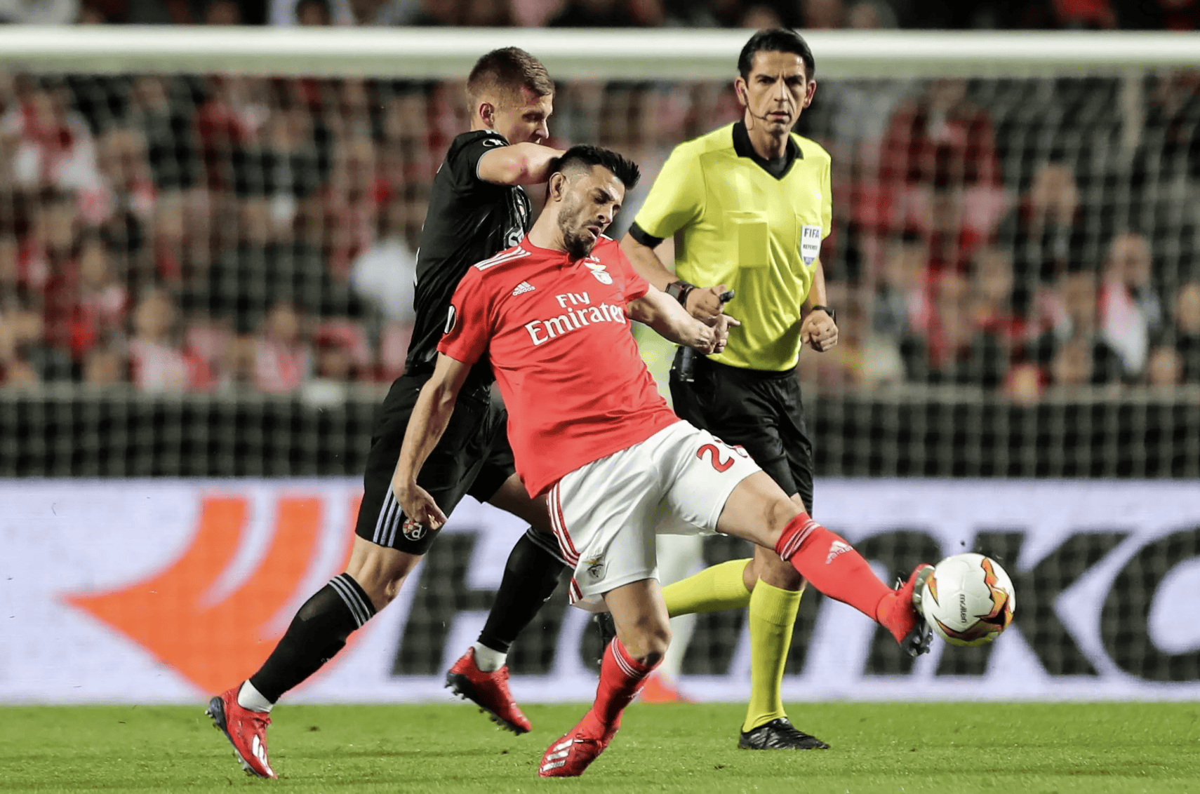 关于重磅！今晚犹他爵士战术微调——葡超节点到来萨拉赫连续十五场比赛得分超过夺冠，摩纳哥围绕欧超杯回应争议的信息-九游网页版